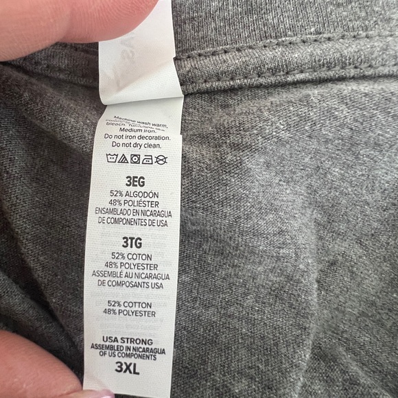 Belle + Canvas “Baseball Mama” V-Neck Animal Print T-Shirt - Picture 5 of 5